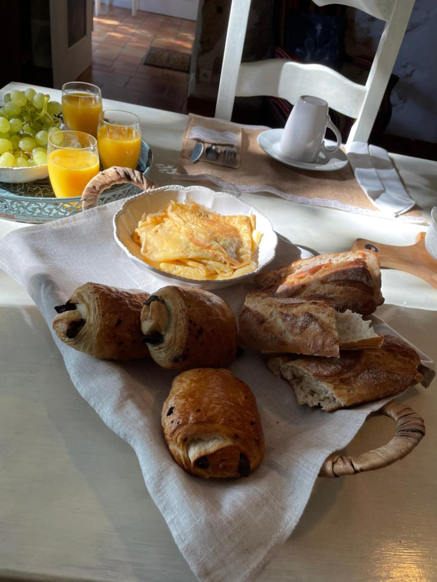 La Boheme Bed & Breakfast Condom Eksteriør bilde